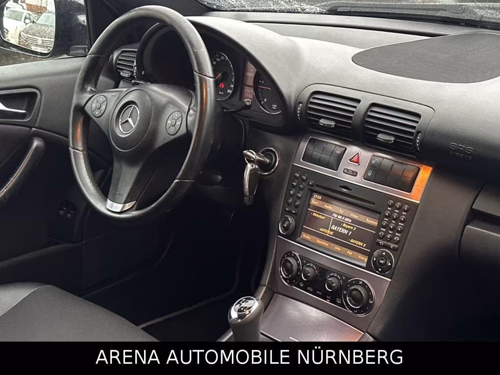 Mercedes-Benz CLC 220