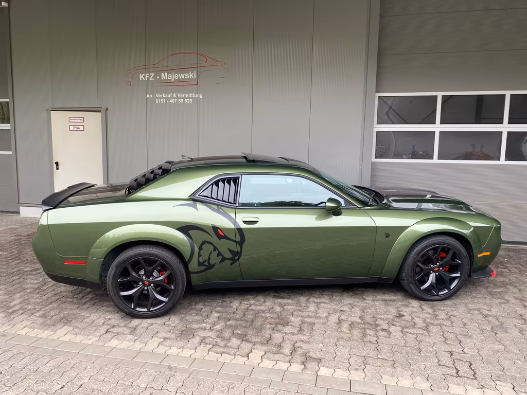 Dodge Challenger