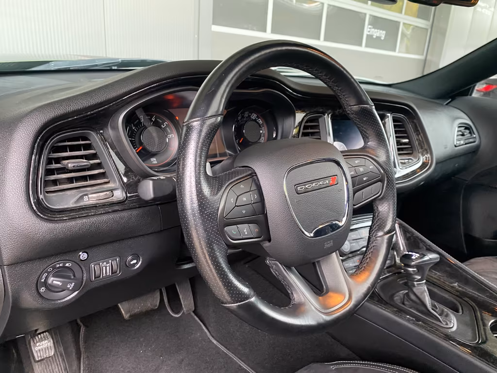 Dodge Challenger