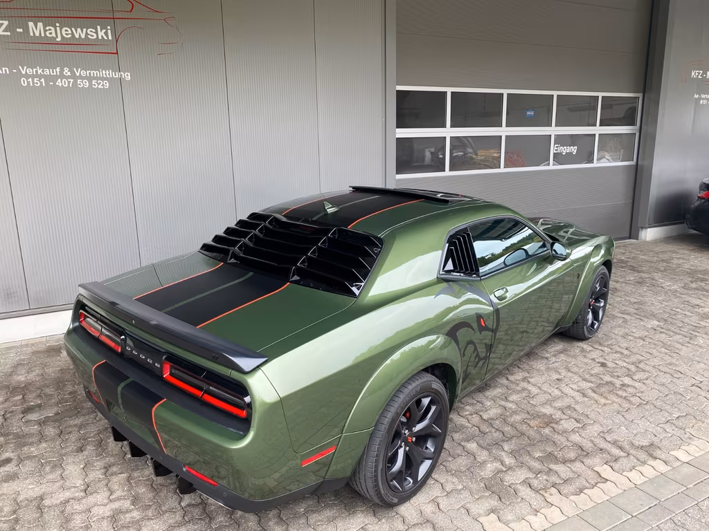 Dodge Challenger