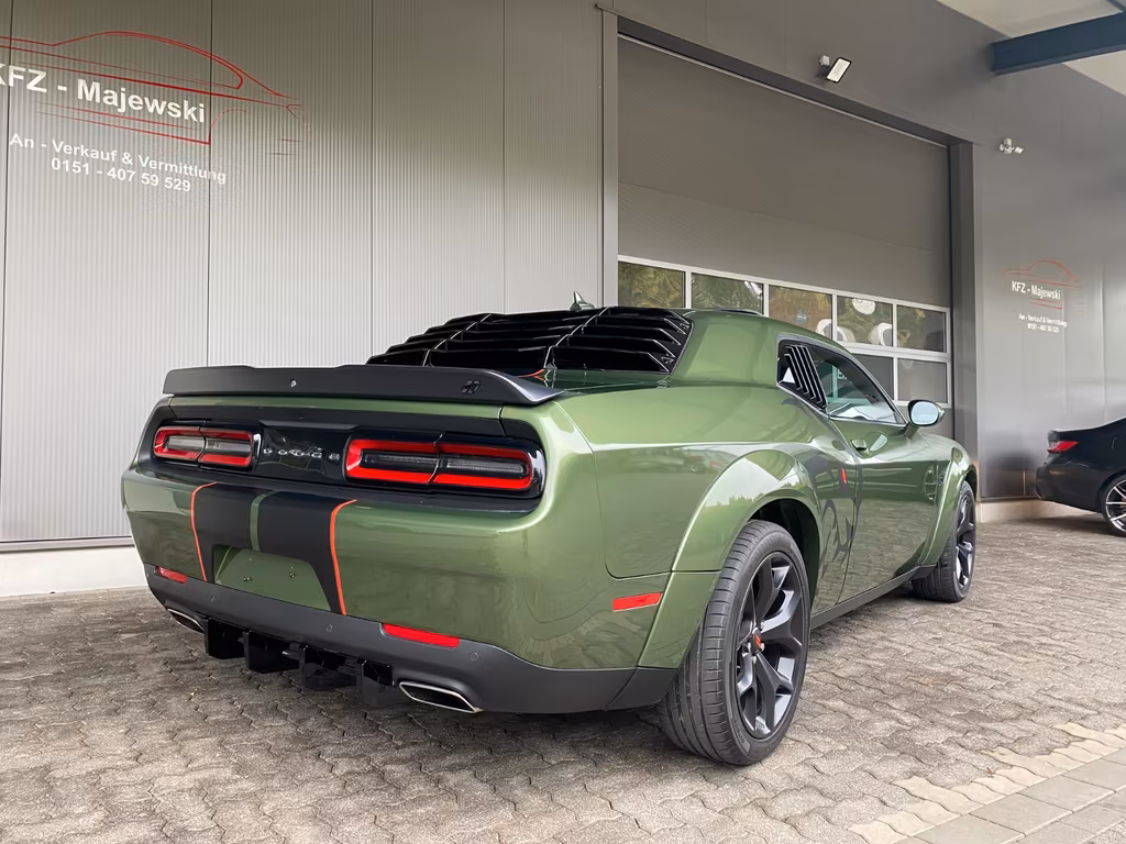 Dodge Challenger