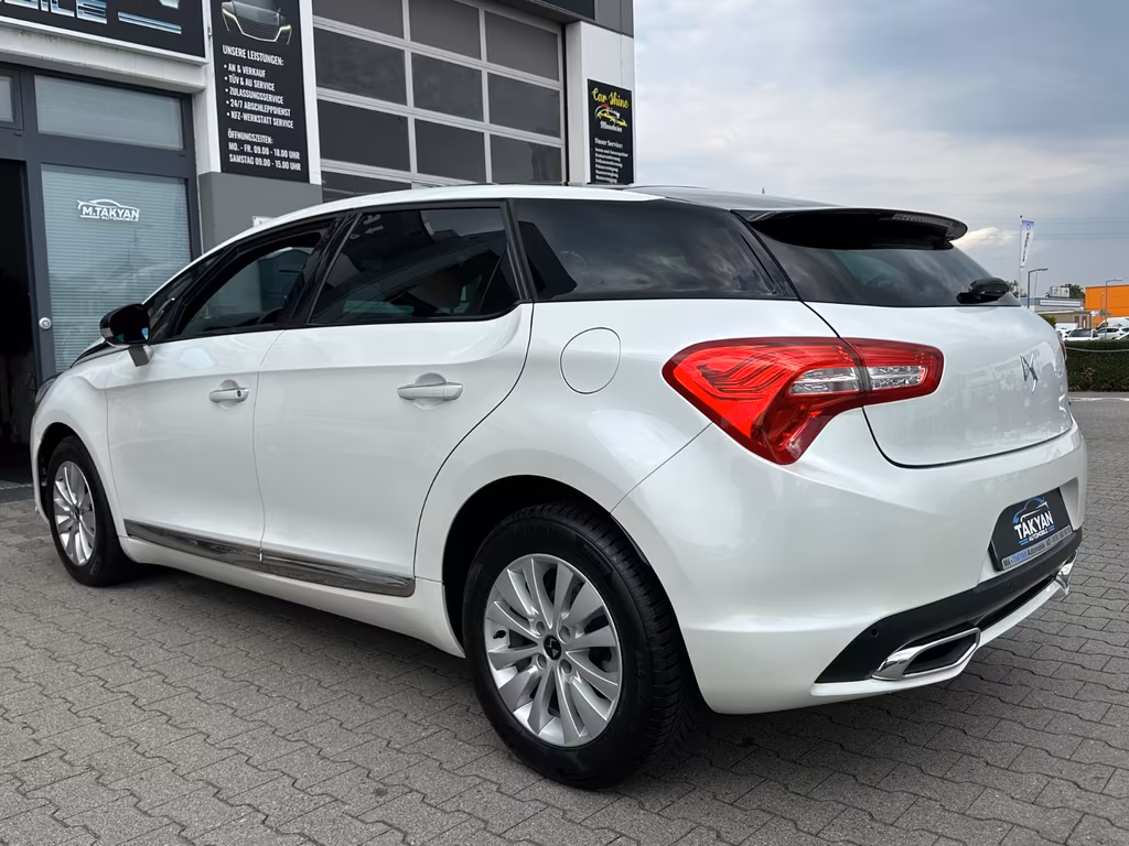 DS Automobiles DS5