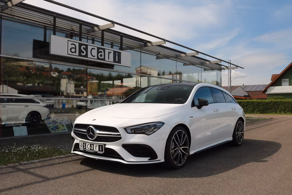 Mercedes-Benz CLA 35 AMG Shooting Brake