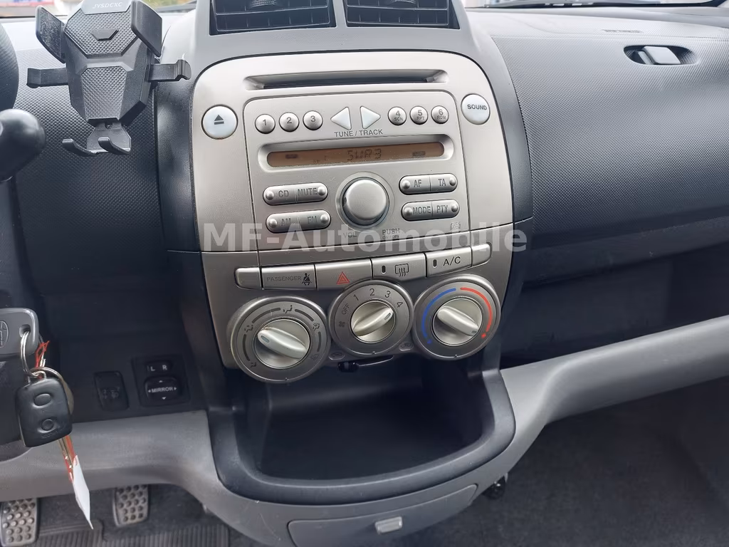 Subaru Justy