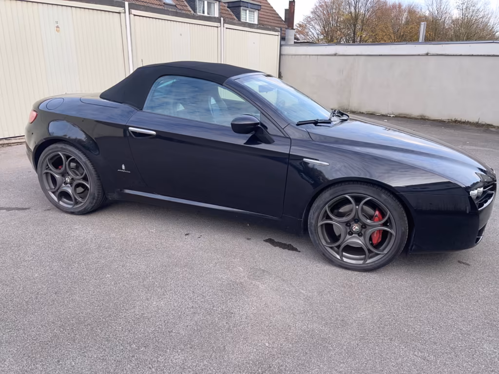 Alfa Romeo Spider