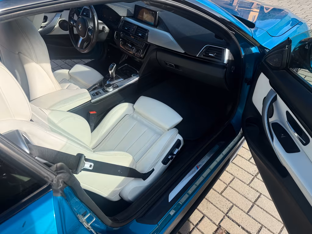 BMW 440