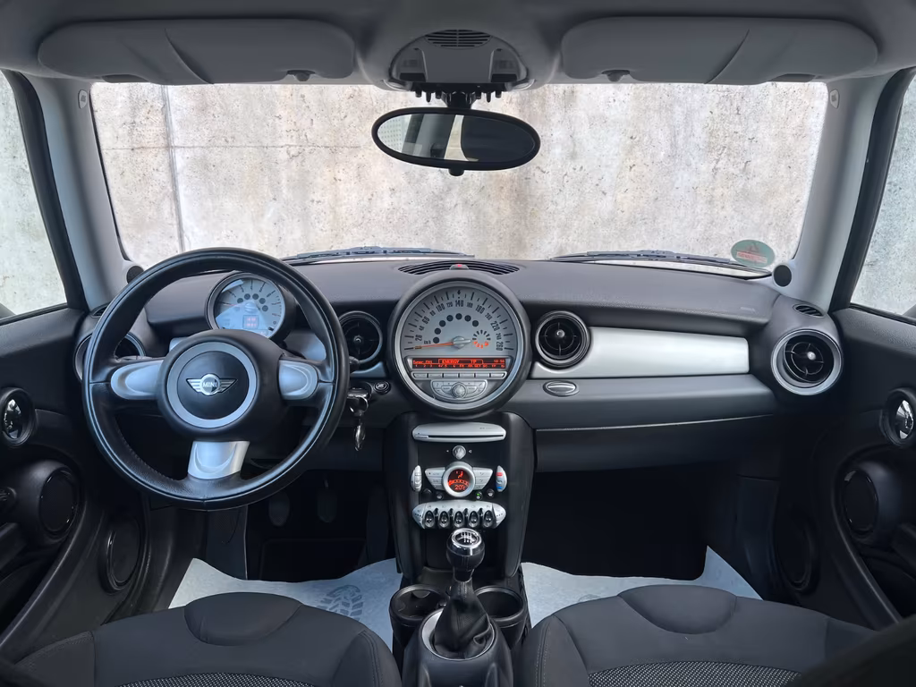 MINI Cooper Clubman