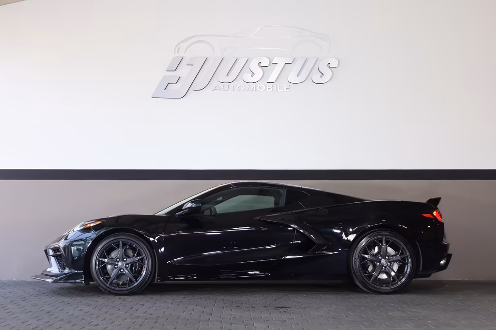 Corvette C8