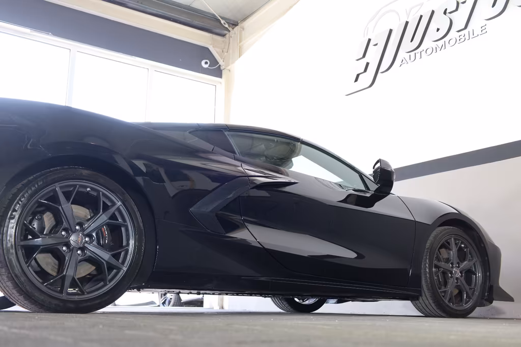 Corvette C8