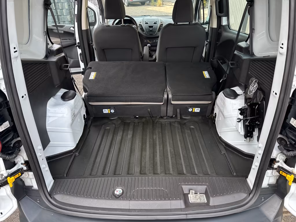 Ford Courier