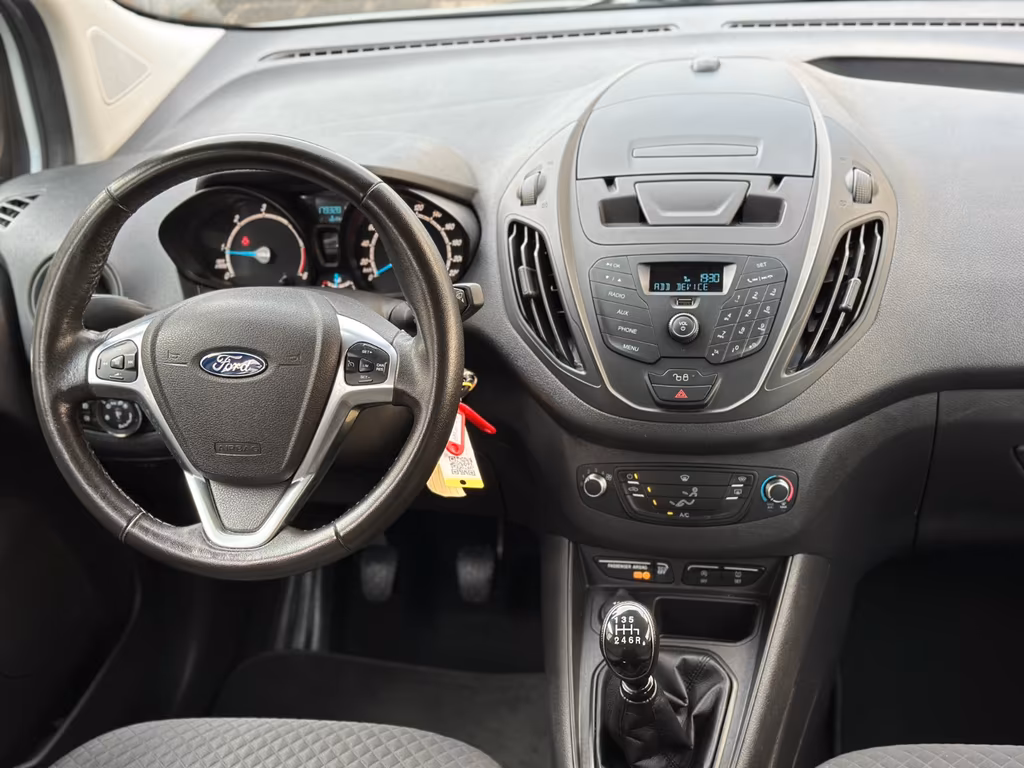 Ford Courier