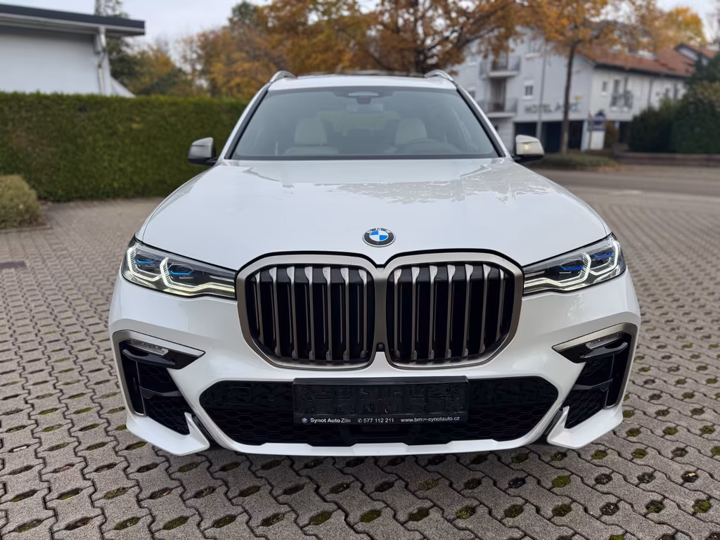 BMW X7 M50