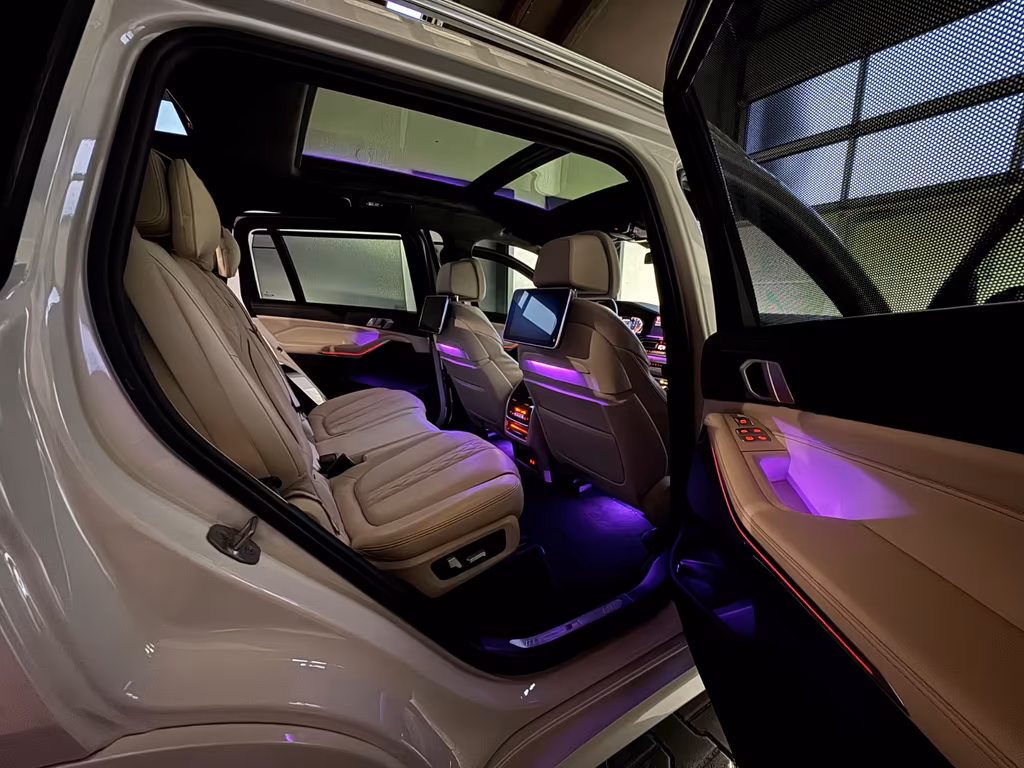 BMW X7 M50