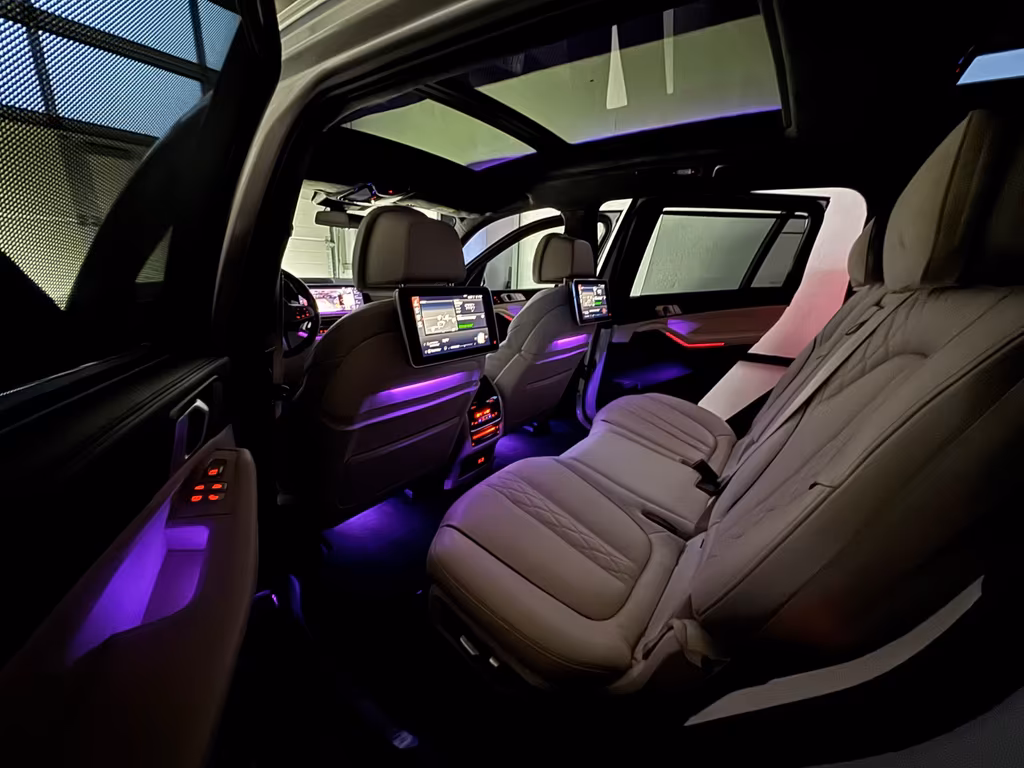 BMW X7 M50