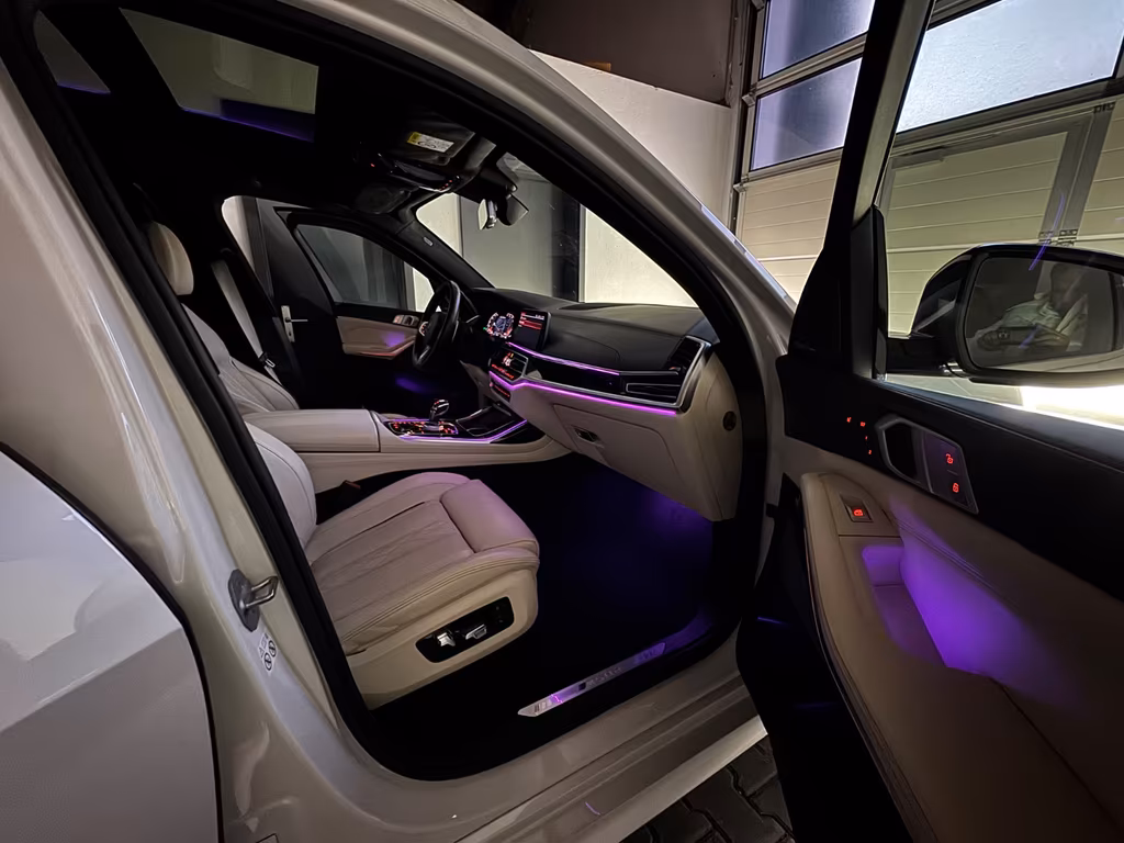 BMW X7 M50