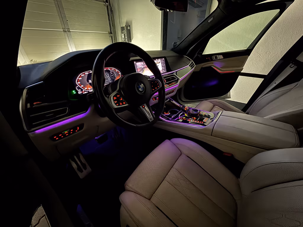BMW X7 M50