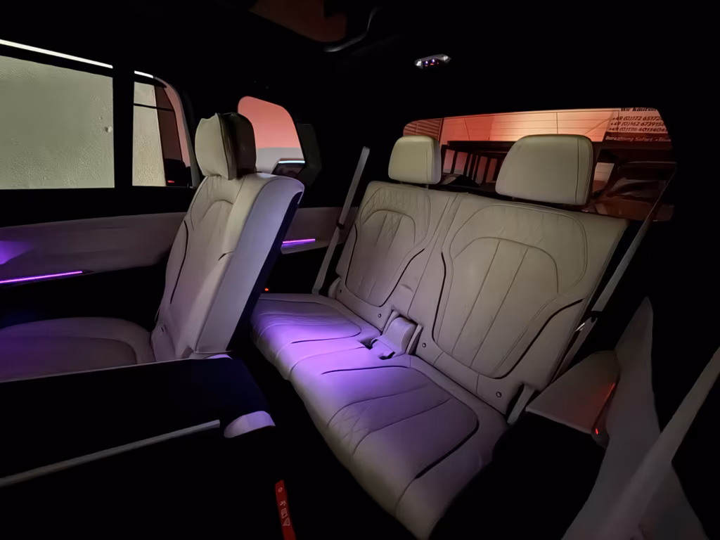 BMW X7 M50