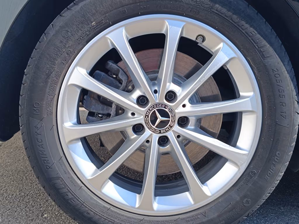Mercedes-Benz B 250