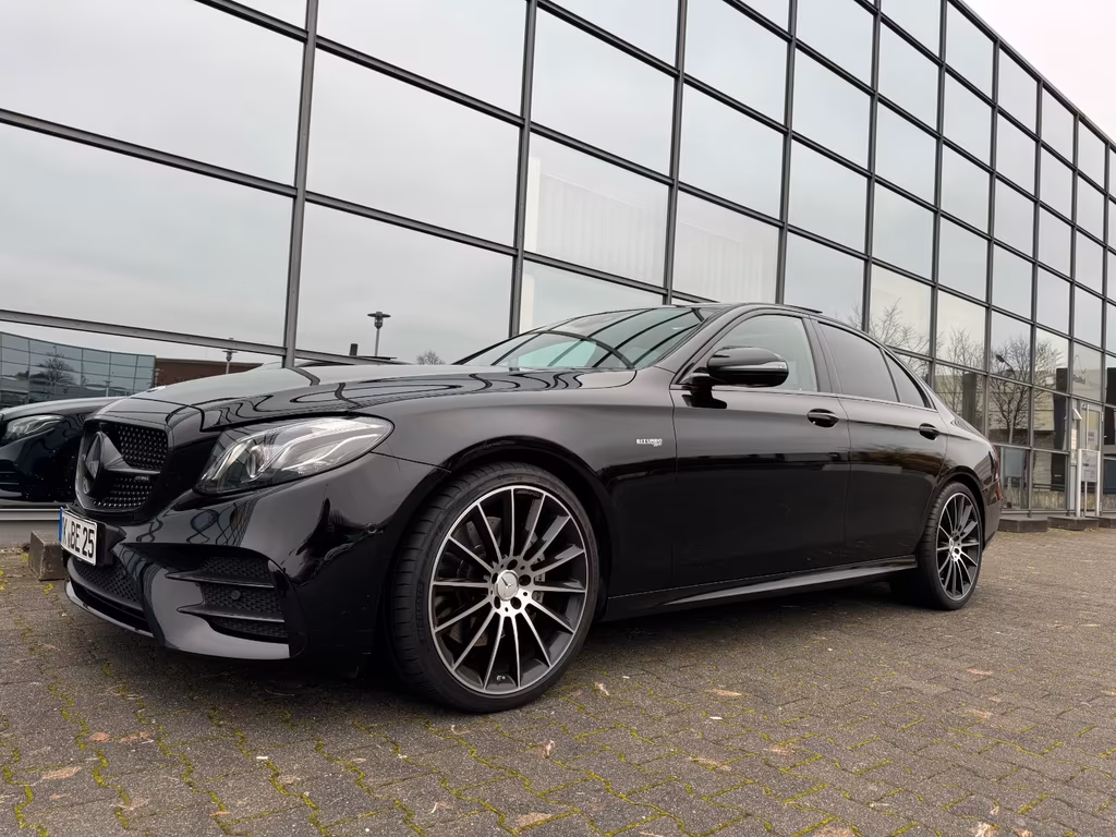 Mercedes-Benz E 43 AMG