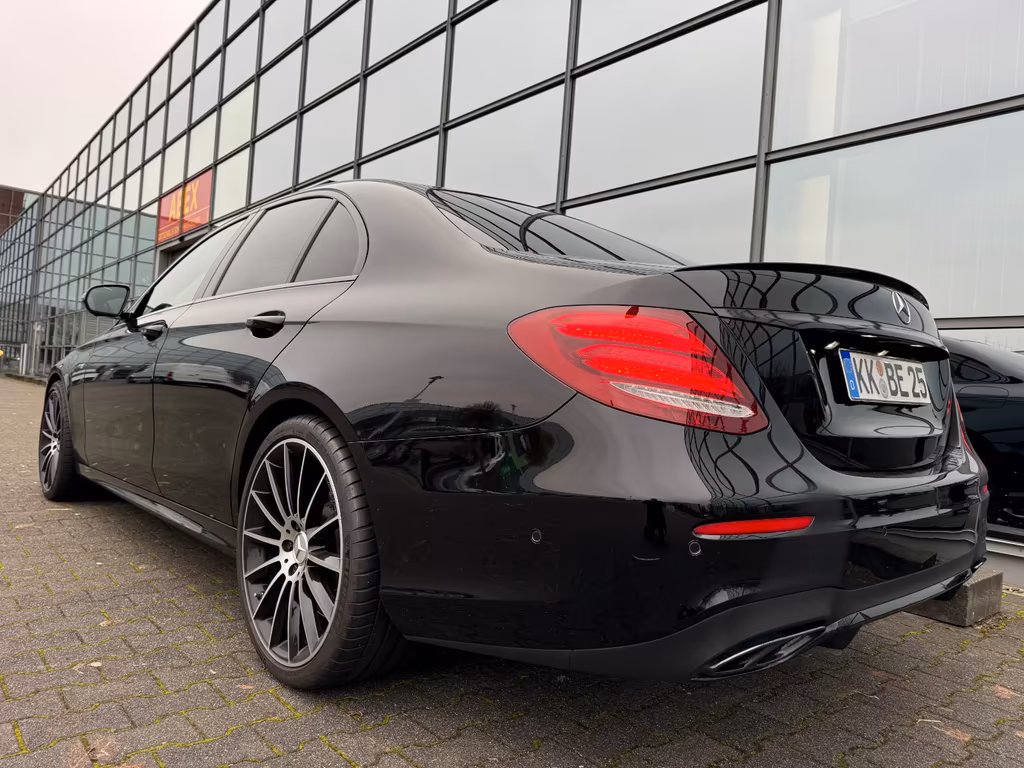 Mercedes-Benz E 43 AMG