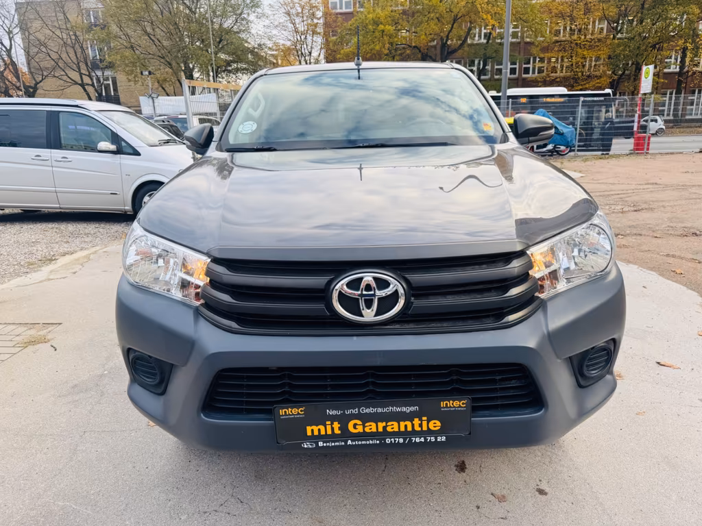 Toyota Hilux