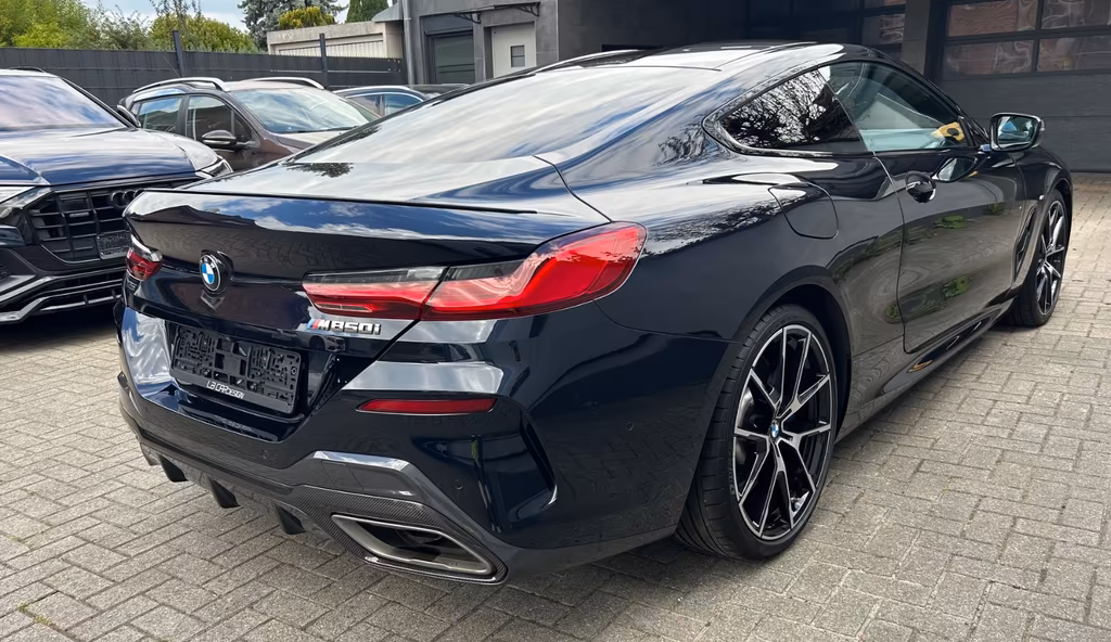 BMW M850