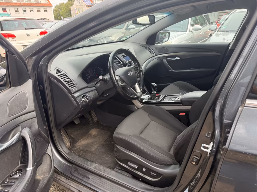 Hyundai i40