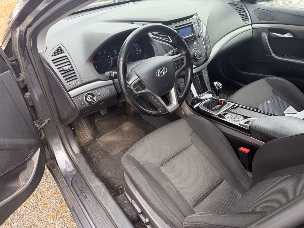 Hyundai i40