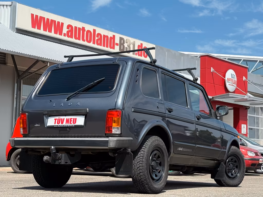 Lada Niva