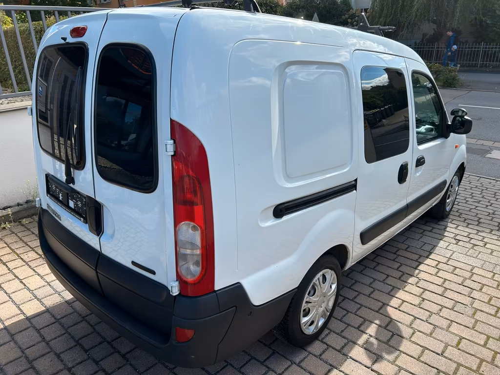 Nissan Kubistar