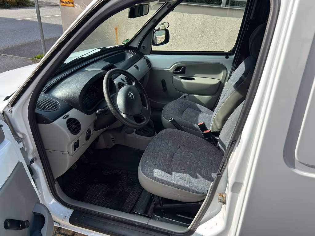 Nissan Kubistar