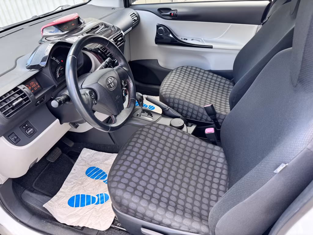 Toyota IQ