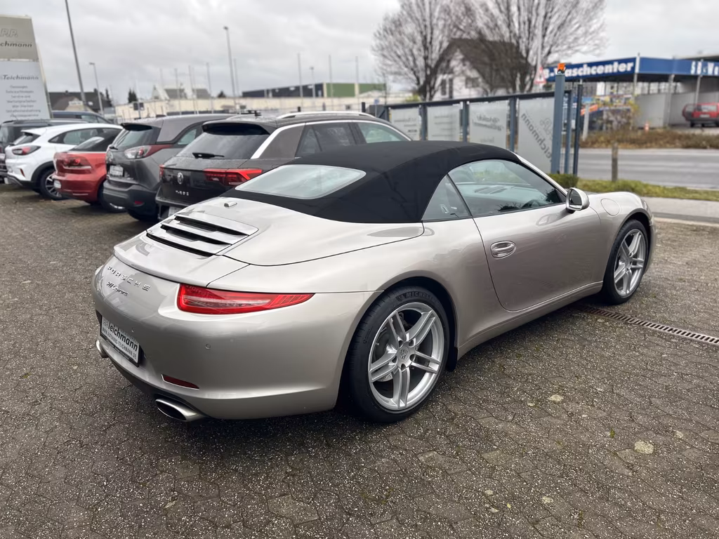 Porsche 991