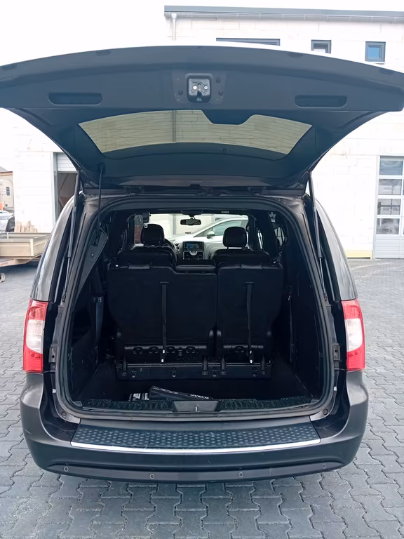 Lancia Voyager