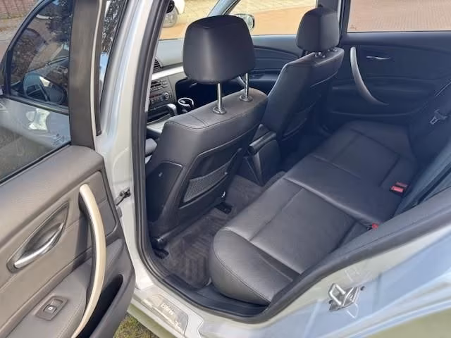 BMW 130