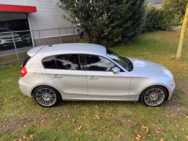 BMW 130