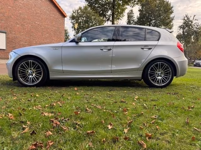 BMW 130