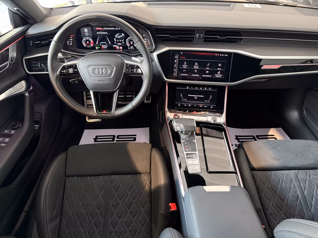 Audi S7