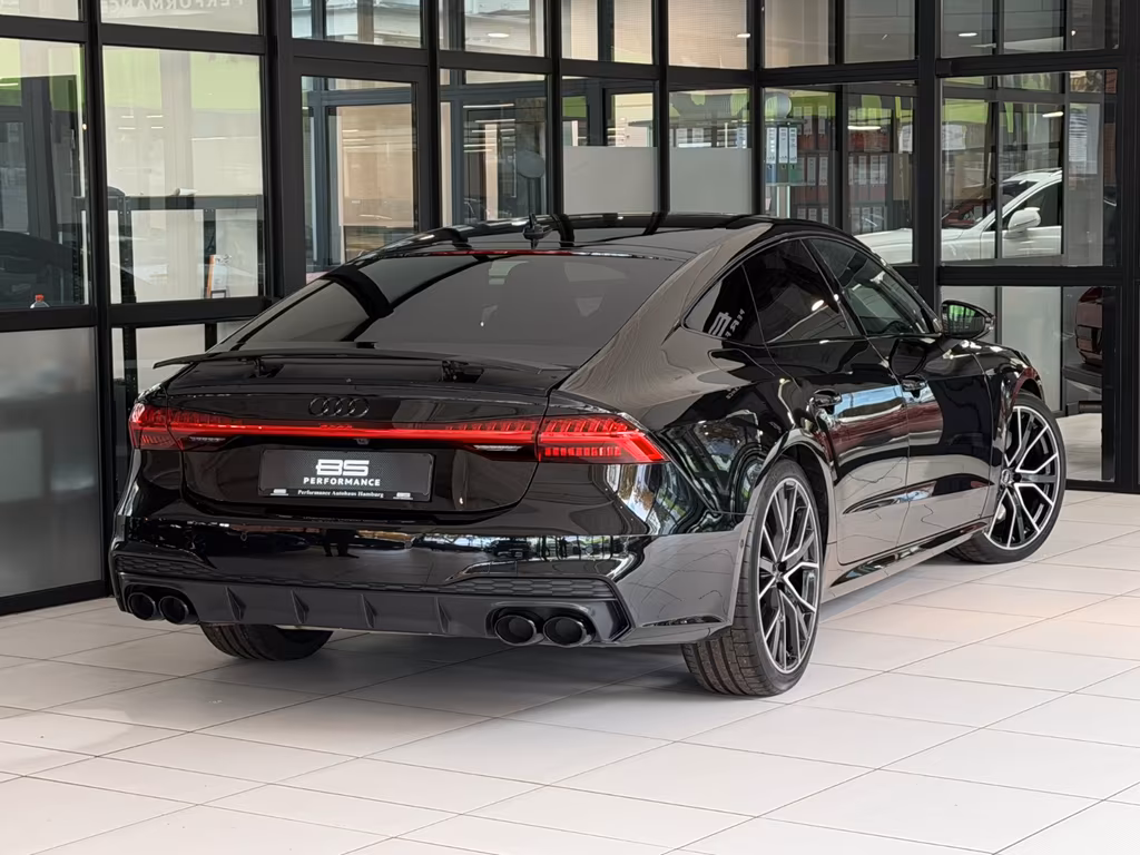 Audi S7