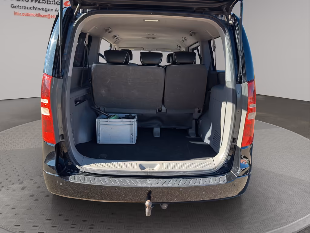 Hyundai H-1
