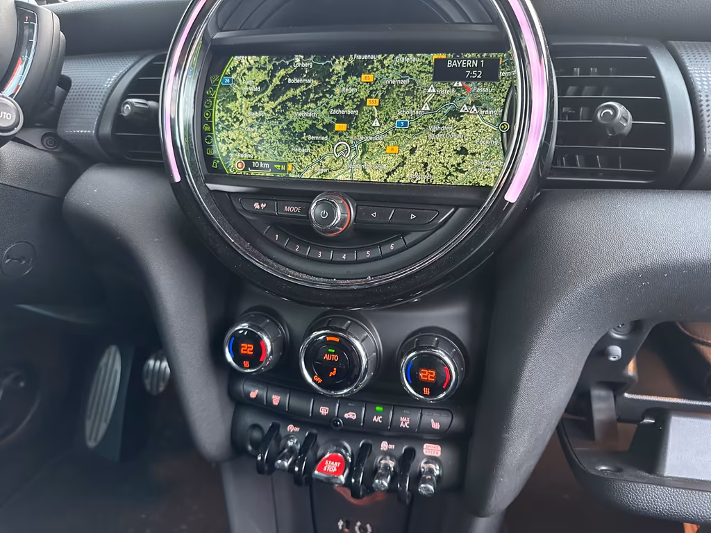 MINI John Cooper Works Cabrio