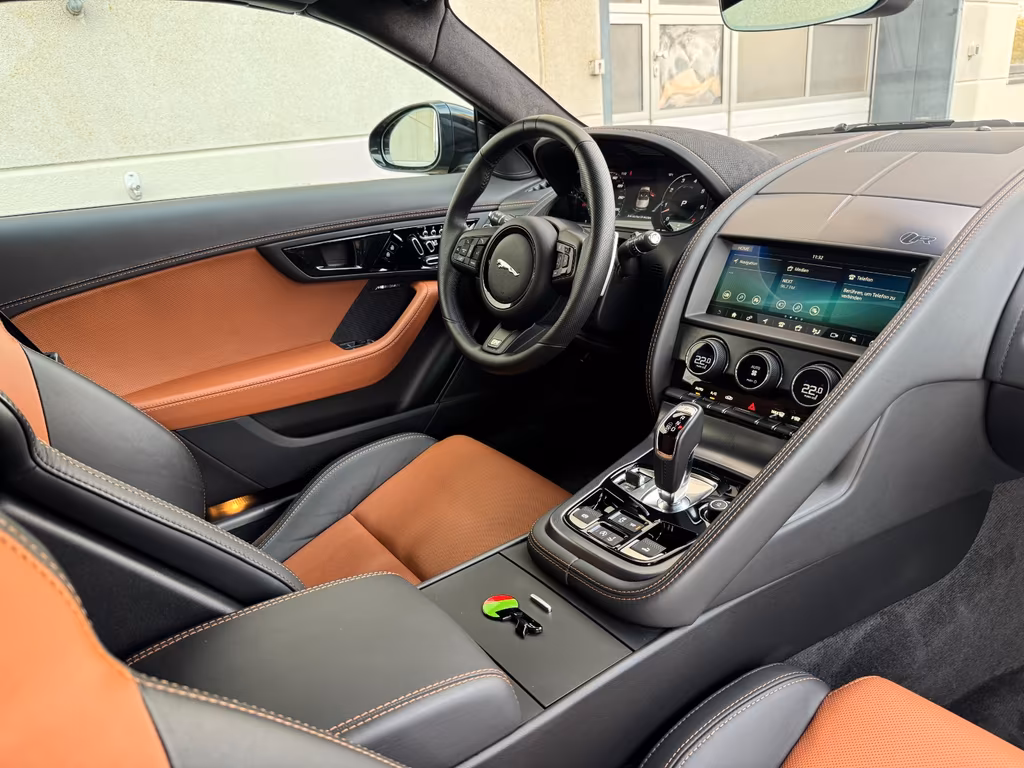 Jaguar F-Type