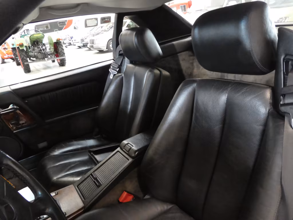 Mercedes-Benz SL 320
