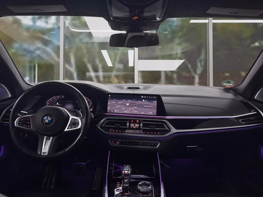 BMW X7 M50