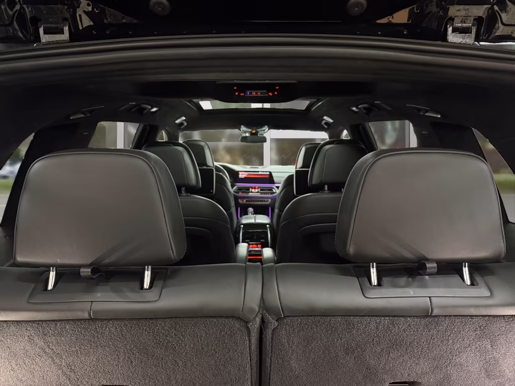 BMW X7 M50