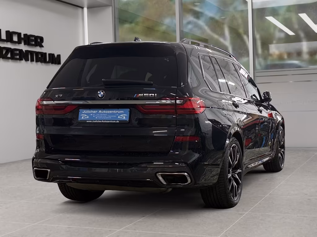 BMW X7 M50
