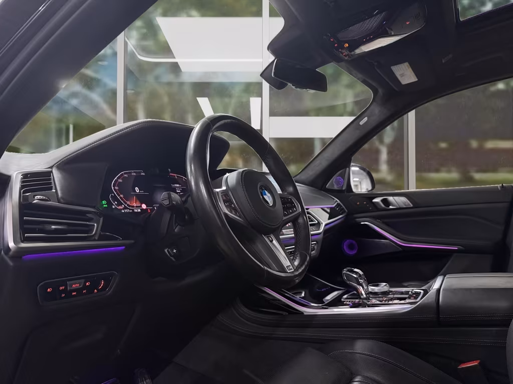 BMW X7 M50