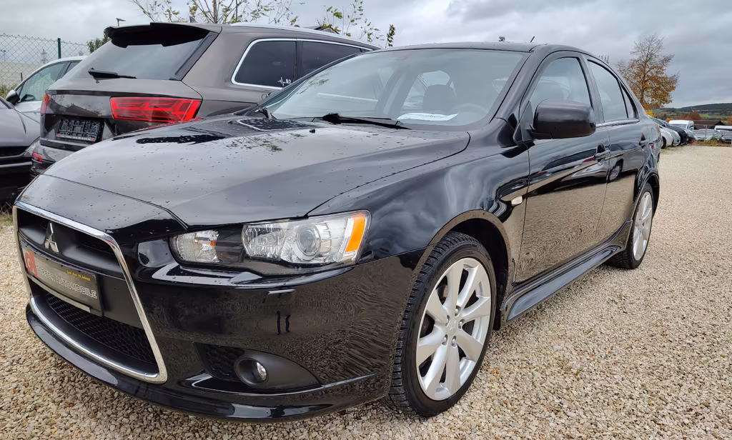 Mitsubishi Lancer