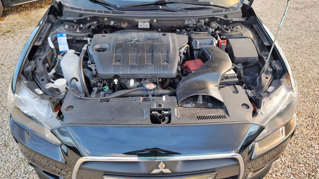 Mitsubishi Lancer