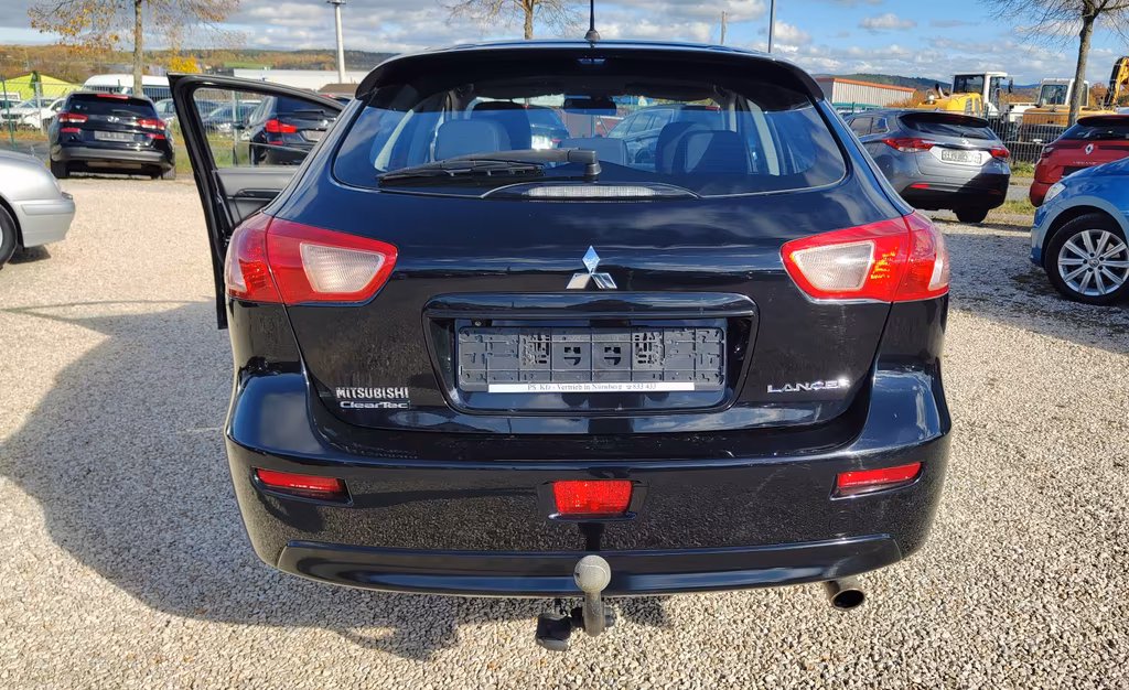 Mitsubishi Lancer